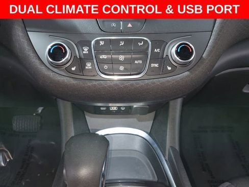 Used 2022 Chevrolet Malibu LT image 19