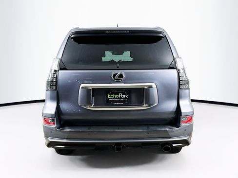 Used 2023 Lexus GX 460 Luxury w/ Sport Design Package image 7