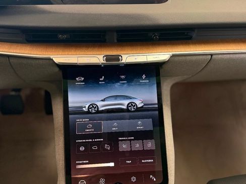 Used 2025 Lucid Air Touring AWD/4WD image 26