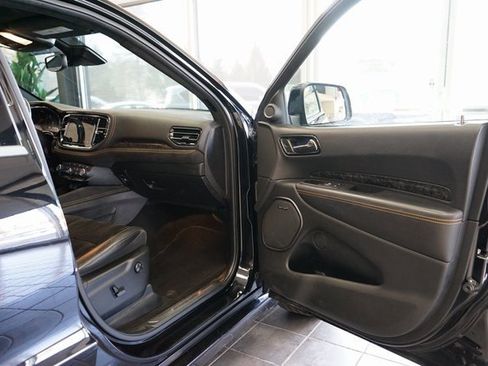 Used 2023 Dodge Durango R/T w/ Hemi Orange Plus Package image 45