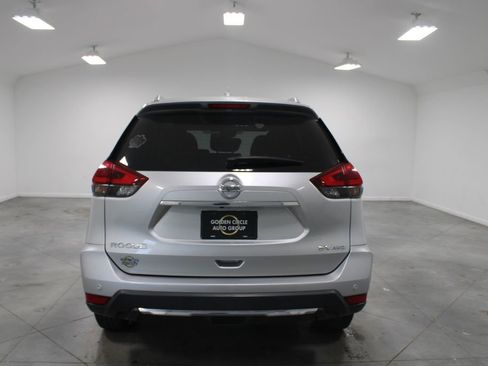 Used 2020 Nissan Rogue SV AWD/4WD image 8