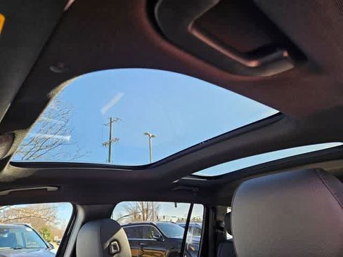 Used 2026 Mercedes-Benz GLB 250 image 17