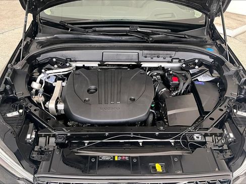 Certified 2024 Volvo XC60 B5 Ultimate w/ Protection Package Premier AWD/4WD image 11