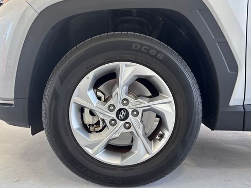 Used 2022 Hyundai Tucson SE w/ Cargo Package AWD/4WD image 12