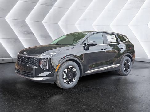 New 2026 Kia Sportage LX image 1