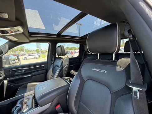 Used 2025 RAM 1500 Laramie w/ Sport Appearance Package AWD/4WD image 15
