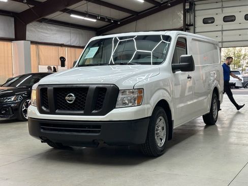 Used 2021 Nissan NV 1500 SV image 5