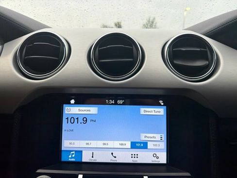 Used 2017 Ford Mustang Premium RWD image 23