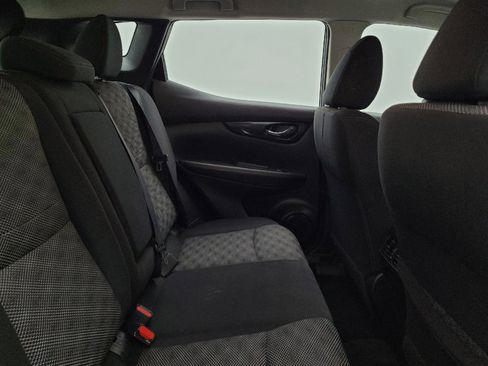 Used 2018 Nissan Rogue Sport SV image 19