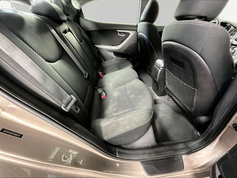 Used 2015 Hyundai Elantra SE w/ Option Group 03 FWD image 22