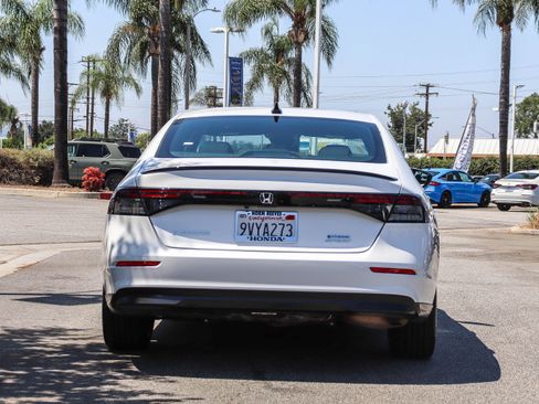 Used 2025 Honda Accord Sport image 12