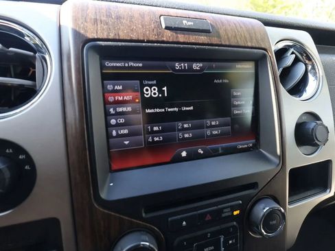 Used 2014 Ford F150 Lariat w/ Equipment Group 501A Mid AWD/4WD image 21