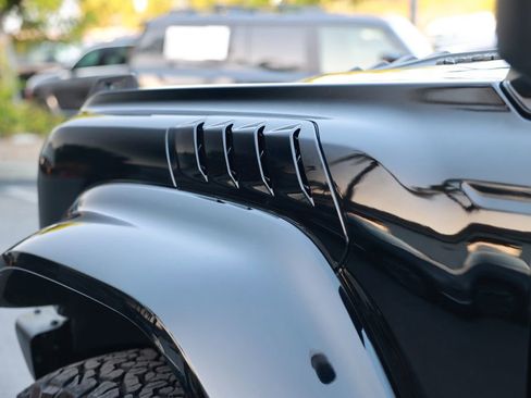 Used 2024 Ford Bronco Raptor w/ Interior Carbon Fiber Pack 6 image 16