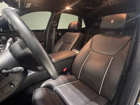 Used 2018 Rolls-Royce Ghost w/ Dynamic Package RWD image 19