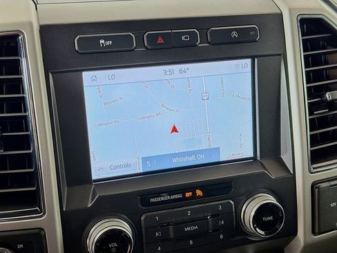 Used 2019 Ford F150 Lariat w/ Equipment Group 502A Luxury AWD/4WD image 34