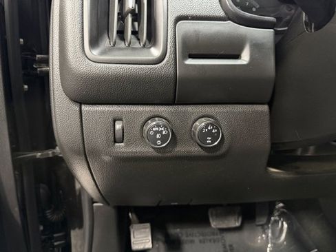 Used 2016 Chevrolet Colorado LT w/ LT Convenience Package image 15