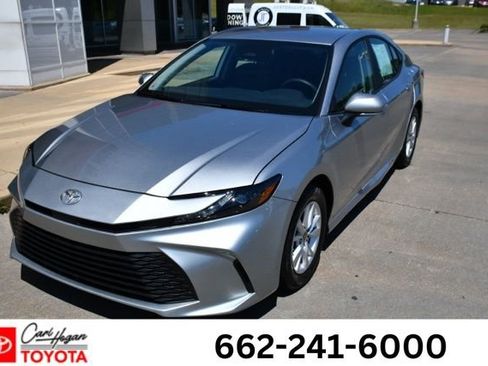Used 2025 Toyota Camry LE FWD image 1