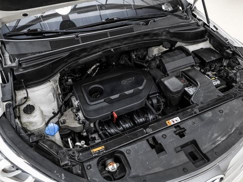 Used 2017 Hyundai Santa Fe Sport image 55