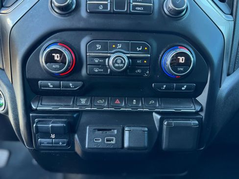 Used 2021 Chevrolet Silverado 2500 LTZ image 18