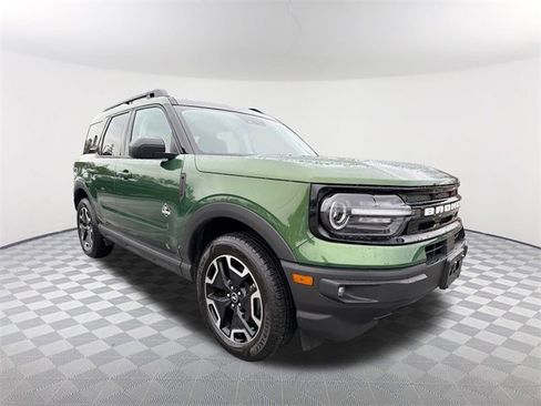 Used 2023 Ford Bronco Sport Outer Banks w/ Tech Package image 3