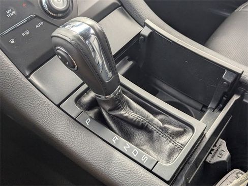 Used 2015 Ford Taurus Limited image 19