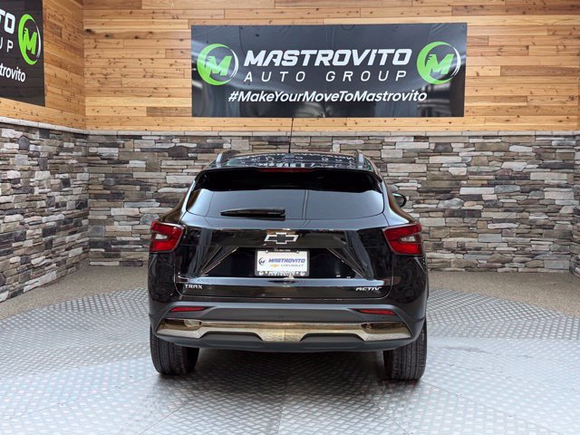 Used 2025 Chevrolet Trax ACTIV w/ Driver Confidence Package FWD image 7