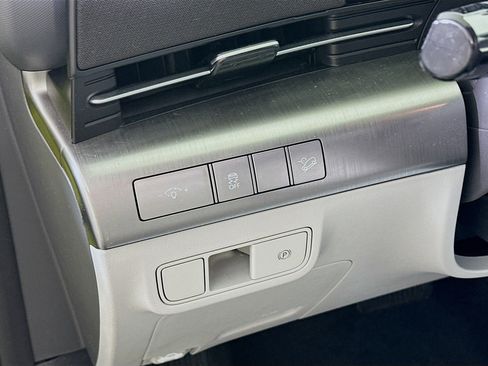 Certified 2025 Hyundai Kona SEL image 10