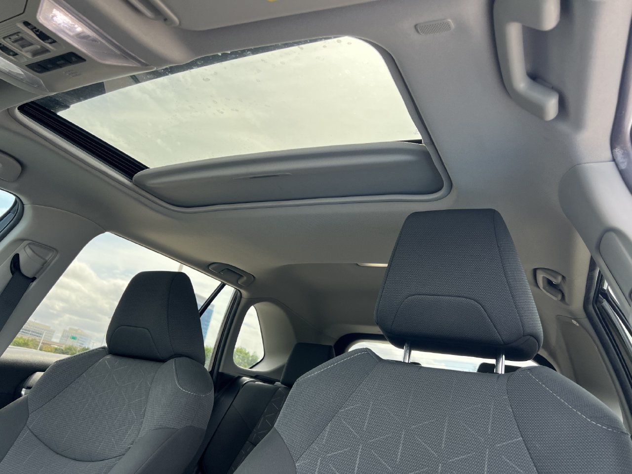 Used 2023 Toyota RAV4 XLE w/ Convenience Package AWD/4WD image 9
