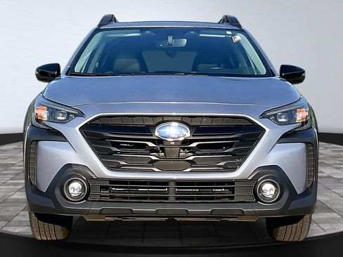 Certified 2024 Subaru Outback Onyx Edition AWD/4WD image 3