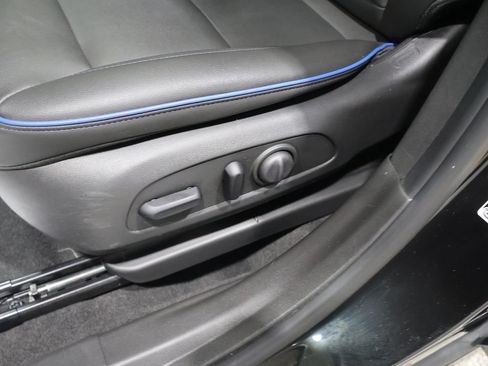 Used 2024 Buick Envista Sport Touring w/ Experience Buick Package FWD image 11