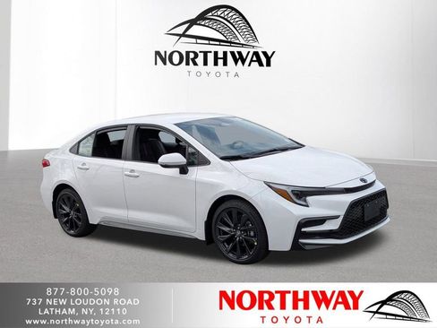 New 2026 Toyota Corolla SE FWD image 1