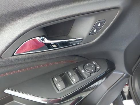 New 2026 Chevrolet Trax RS w/ Sunroof Package image 26