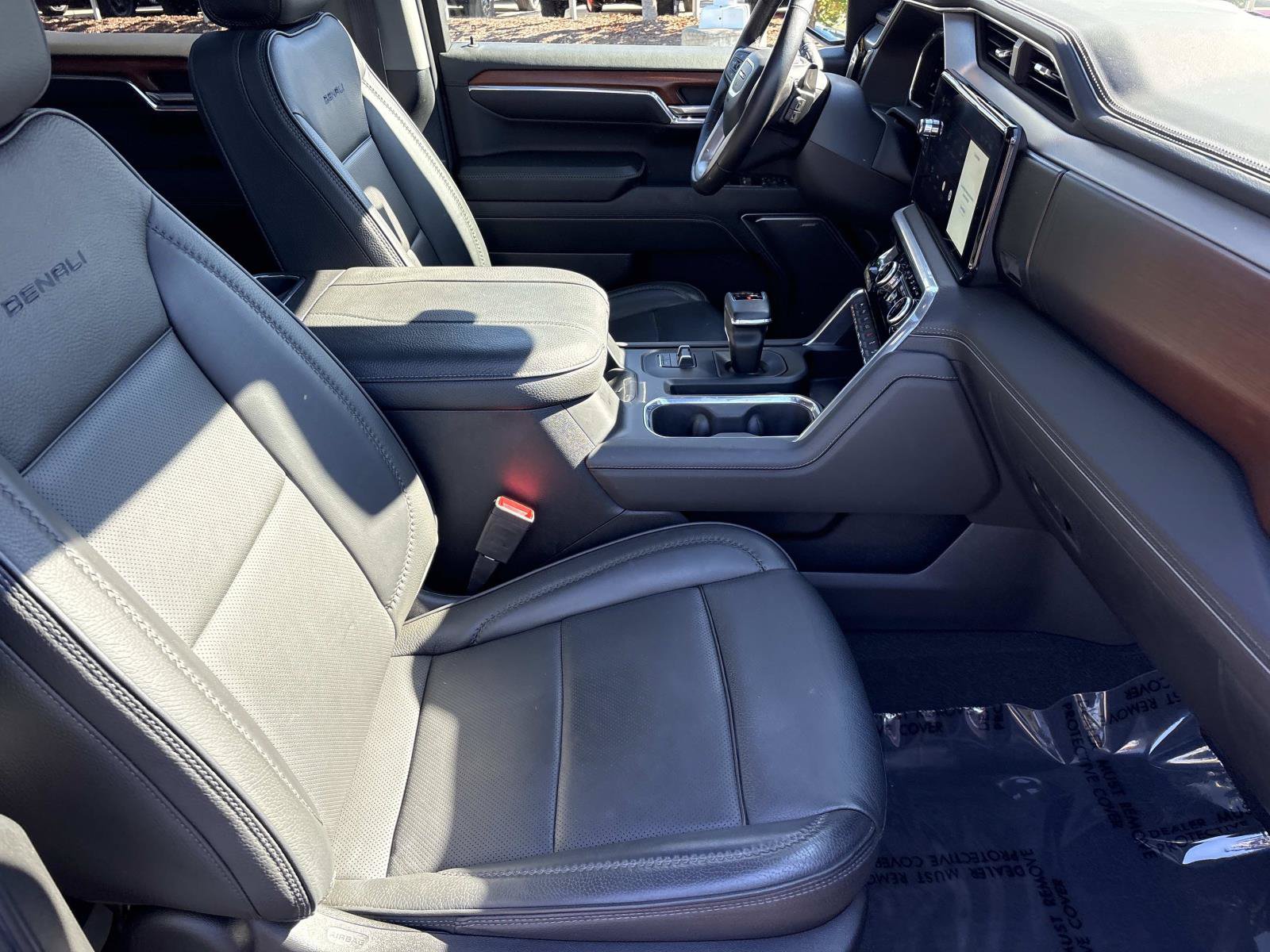 Used 2023 GMC Sierra 1500 Denali w/ Denali Reserve Package AWD/4WD image 35