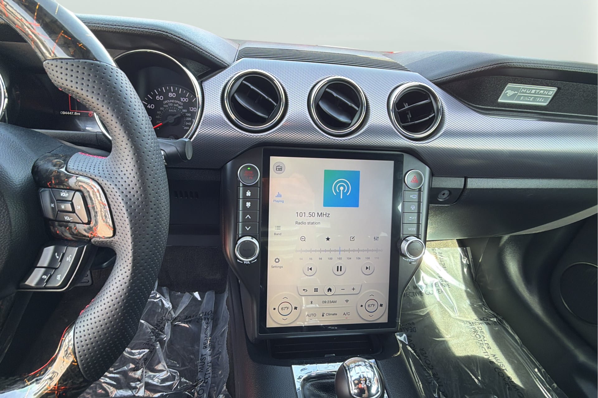 Used 2016 Ford Mustang Coupe RWD image 15