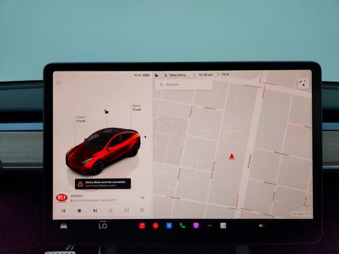 Used 2024 Tesla Model Y Performance image 32