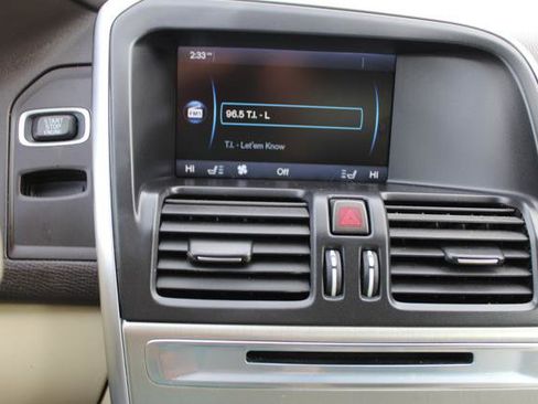 Used 2012 Volvo XC60 3.2 image 18