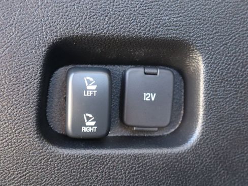 Used 2024 Ford Edge Titanium image 26