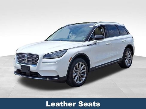 Used 2021 Lincoln Corsair AWD w/ Premium Package image 4