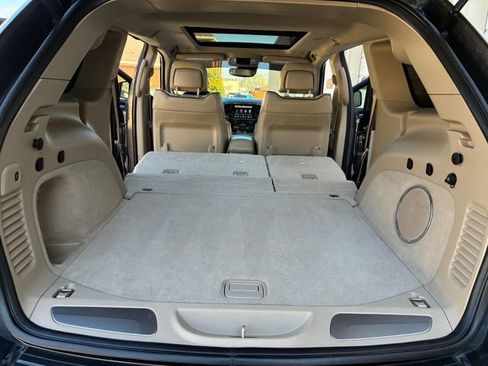 Used 2020 Jeep Grand Cherokee Overland image 30