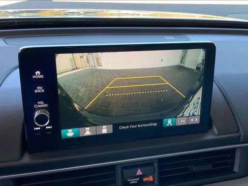 Used 2025 Honda Pilot EX-L image 28