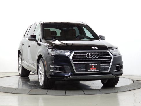 Used 2018 Audi Q7 3.0T Prestige w/ Prestige Package image 4