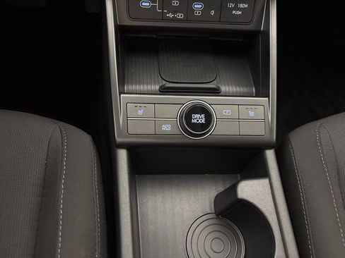 Certified 2025 Hyundai Kona SEL image 29