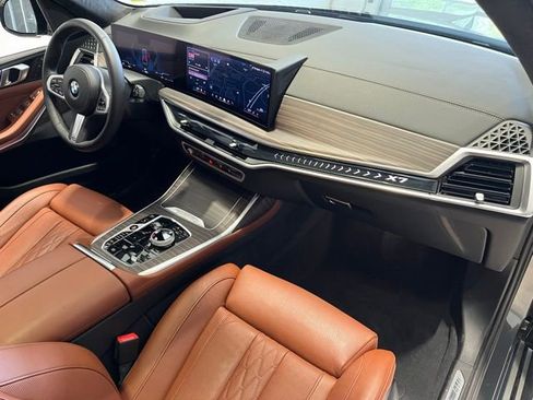 Used 2025 BMW X7 xDrive40i w/ Executive Package AWD/4WD image 46