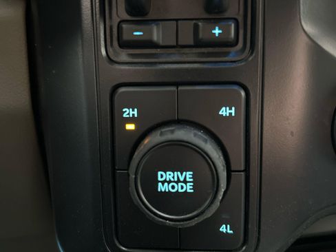 Used 2026 Ford F450 Platinum w/ Platinum Plus Package image 20