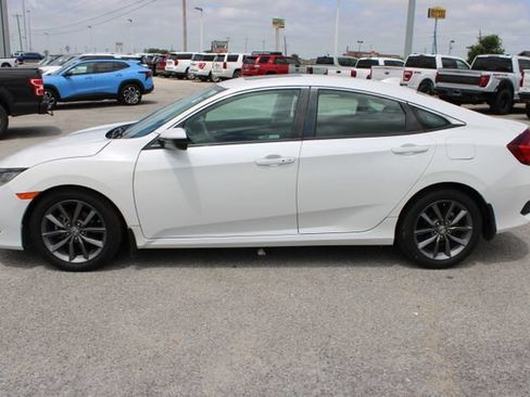 Used 2021 Honda Civic EX image 9