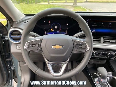 New 2026 Chevrolet Trax LT FWD image 19
