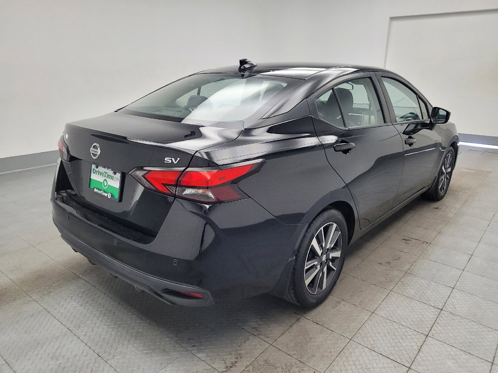 Used 2021 Nissan Versa SV FWD image 9