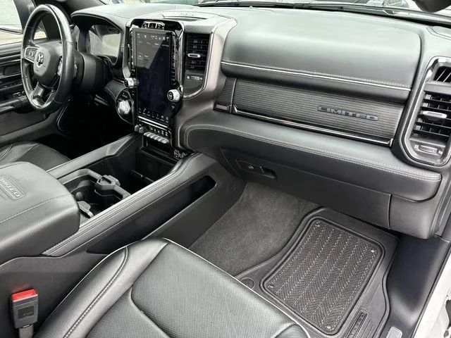 Used 2024 RAM 1500 Limited AWD/4WD image 28