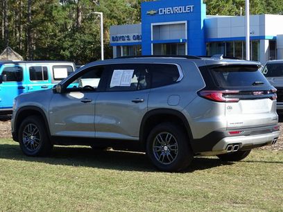 Used 2025 GMC Acadia Elevation