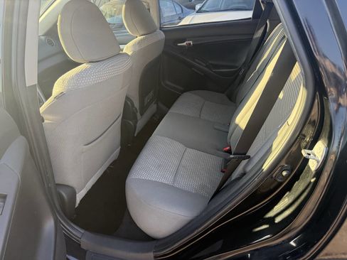 Used 2009 Toyota Matrix XRS image 24